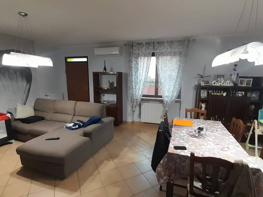 Villa a Castelletto di branduzzo in Via Sandro Casarini - Foto 4