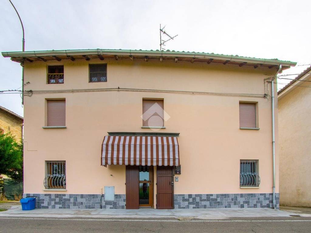 Casa indipendente a Reggio emilia in Via Zimella - Foto 2