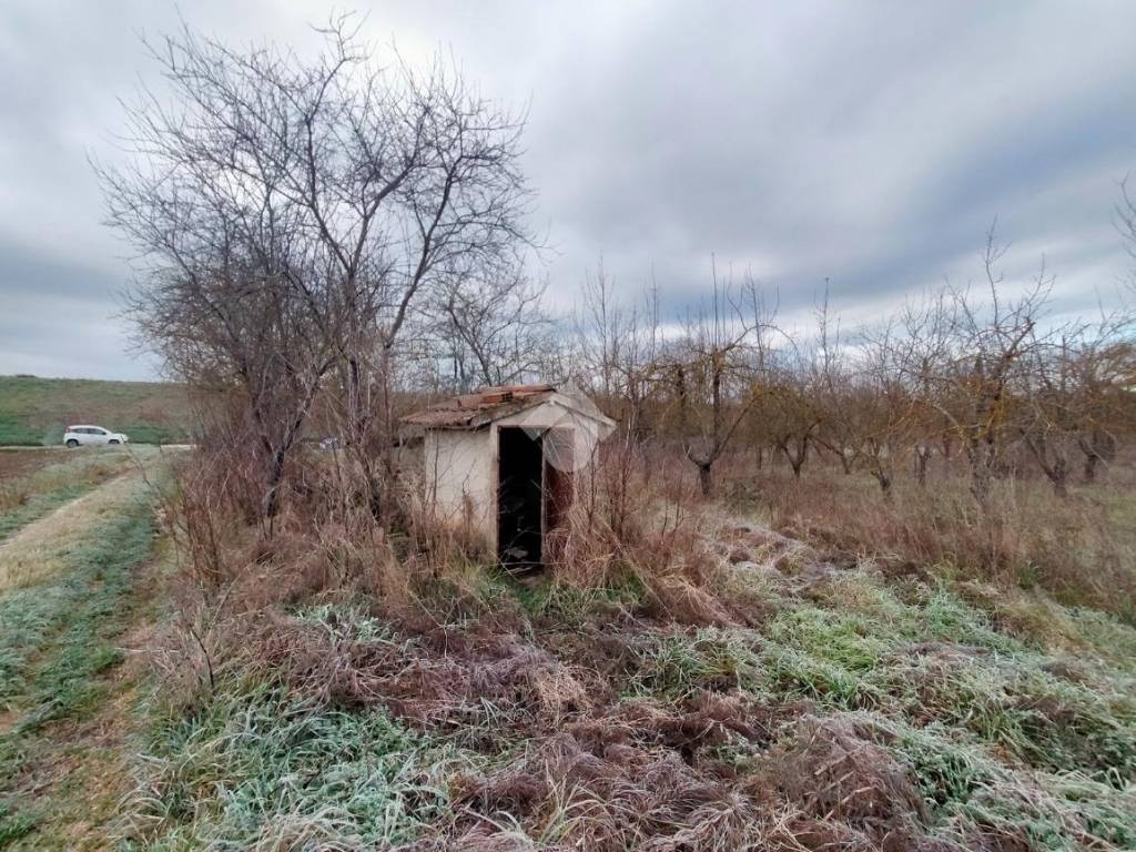 Terreno a Foligno in Via Lago di Corbara - Foto 4