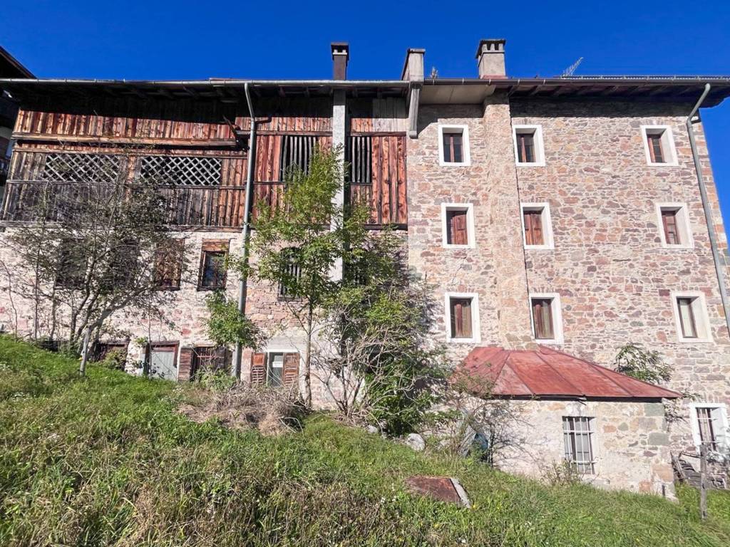 Villa a Val di zoldo in Via Vittorio Veneto - Foto 2