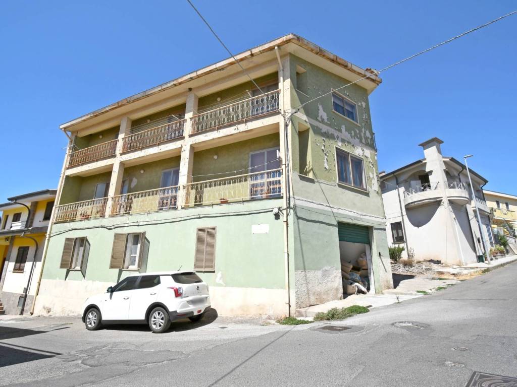 Villa a Macomer in Via Giacomo Leopardi - Foto 3