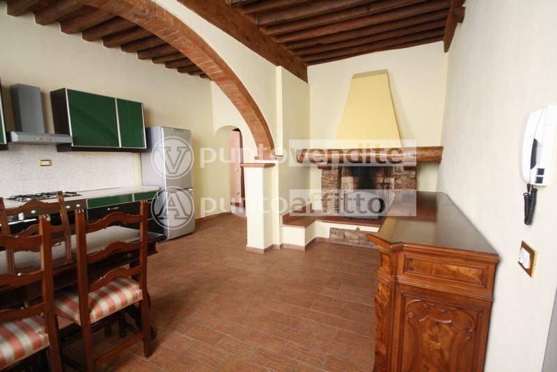 Appartamento a Lucca in Via S. Leonardo, , 55100 - Foto 2