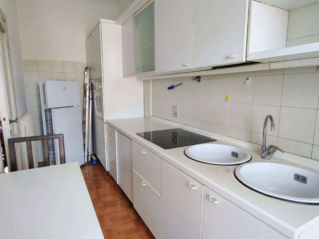 Appartamento a Reggio emilia in Viale Monte Grappa - Foto 3