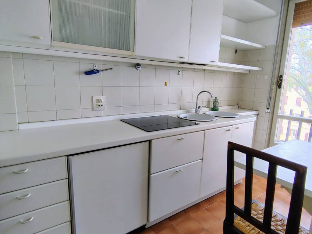Appartamento a Reggio emilia in Viale Monte Grappa - Foto 4