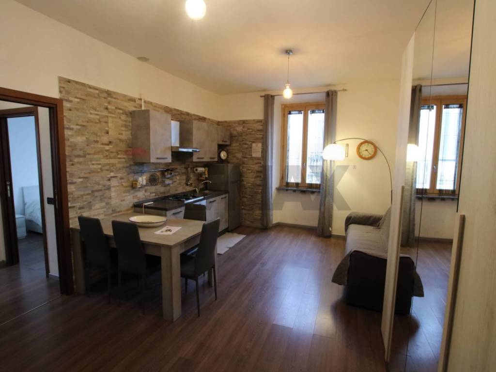 Appartamento a Caronno pertusella in Corso della Vittoria, 147 - Foto 2