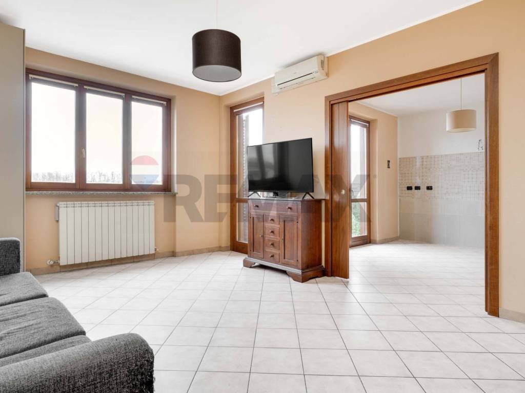 Appartamento a Cassano magnago in via friuli, 8 - Foto 2