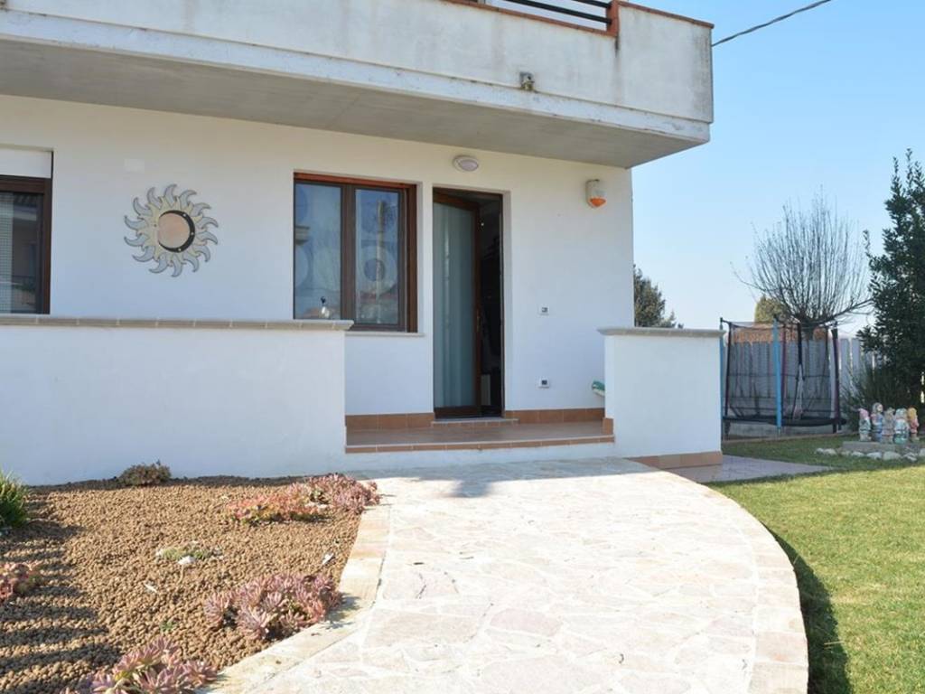 Villa a Moscufo in Via Po, 21 - Foto 2