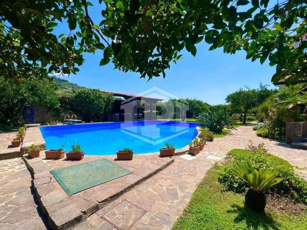 Villa a Pozzuoli in Via Monteruscello - Foto 3