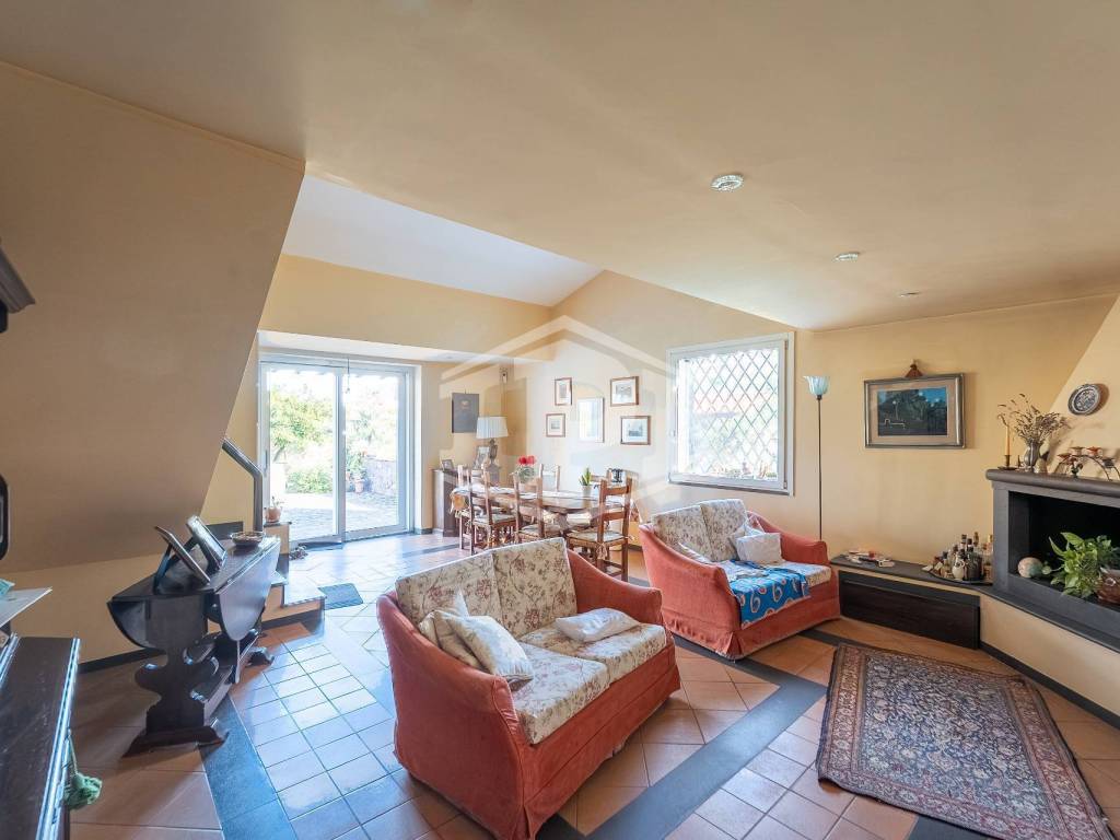 Villa a Pozzuoli in Via Monteruscello - Foto 4