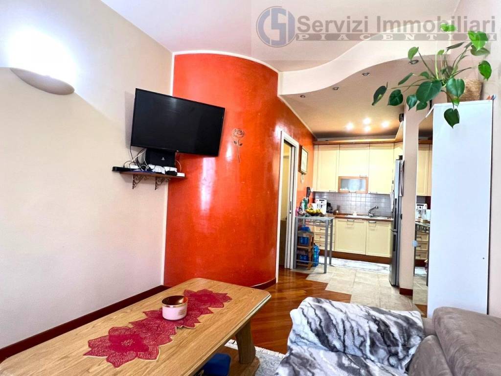 Appartamento a Piacenza in Viale Dante Alighieri, 97 - Foto 4