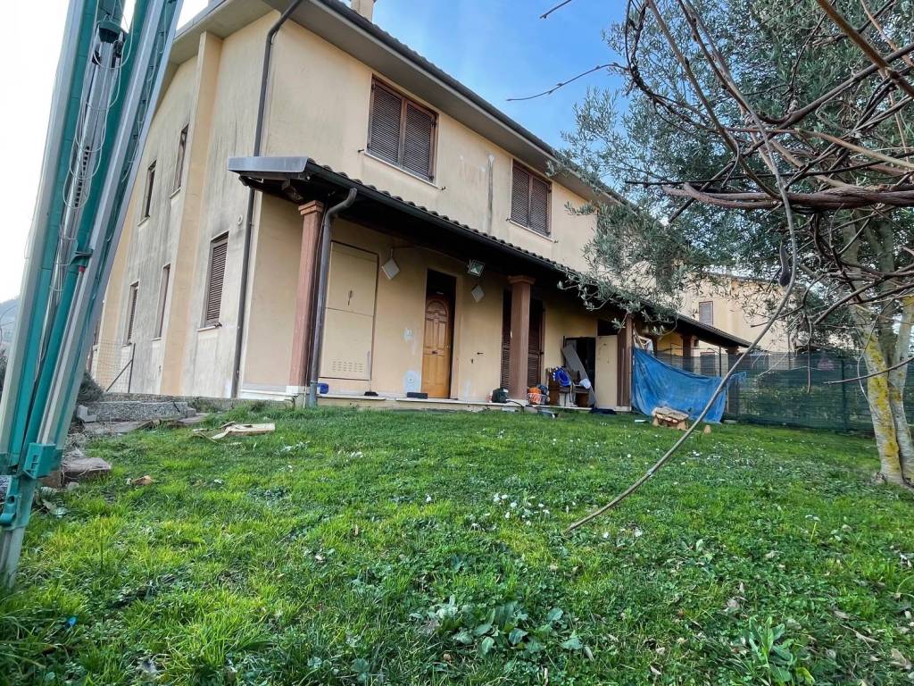 Villetta a schiera a Laterina pergine valdarno in Via Paolo Borsellino - Foto 3