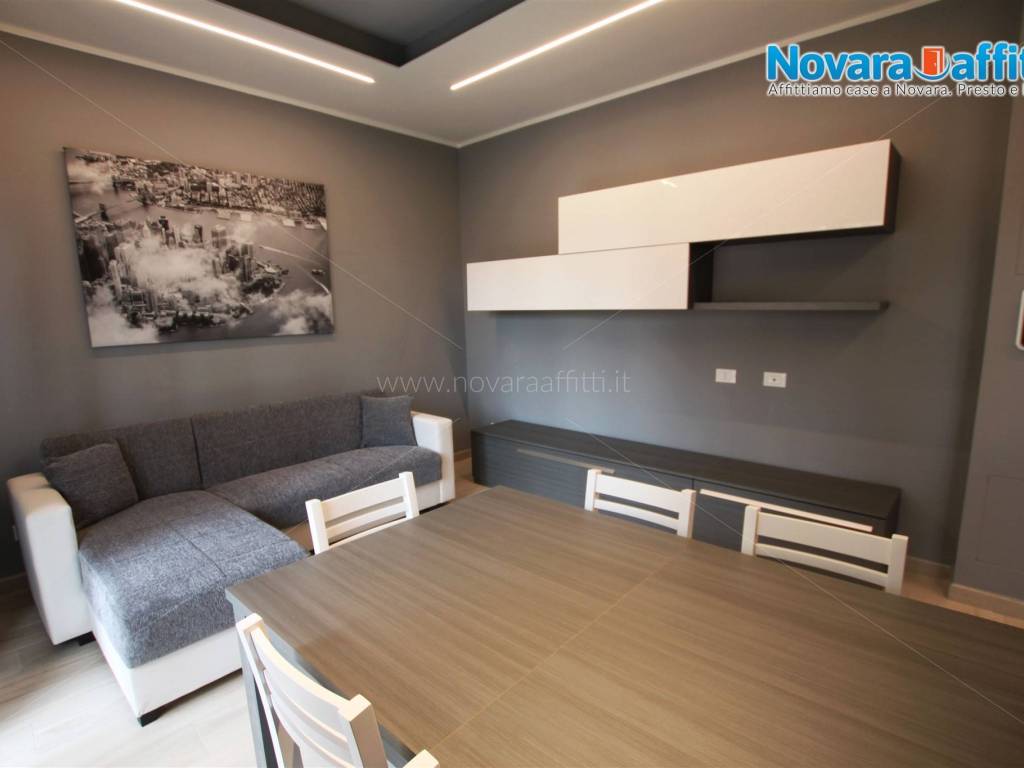 Appartamento a Novara in Via Monte Grappa - Foto 4