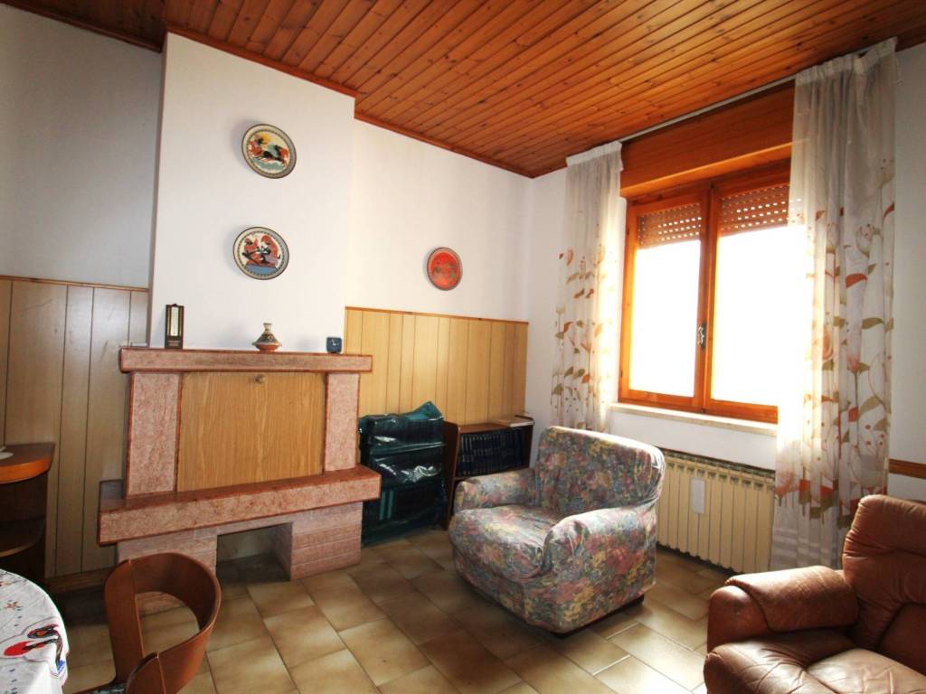 Casa indipendente a Badia calavena in Via Fornari - Foto 4