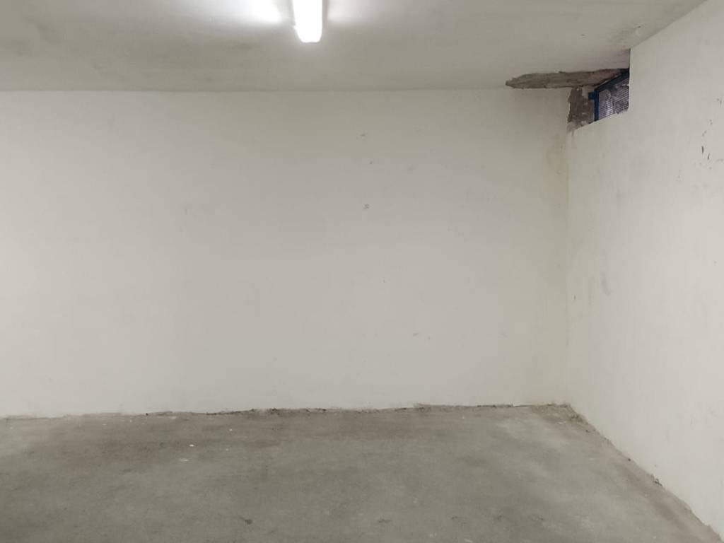 Box / garage a Baronissi in Via Pozzillo, 1 - Foto 3
