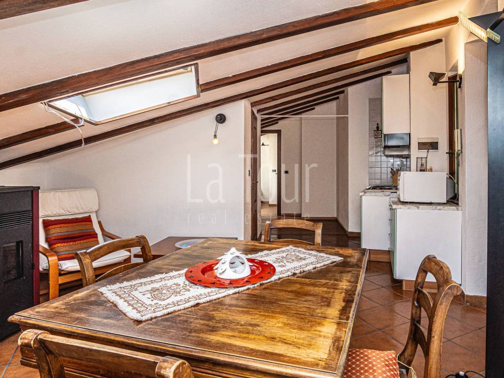 Appartamento a Saint-vincent in Via Tromen - Foto 3