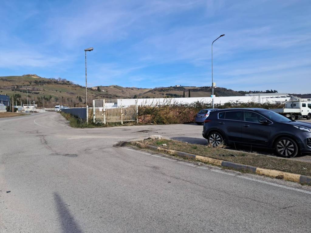 Terreno a Ascoli piceno in via del commercio - Foto 2