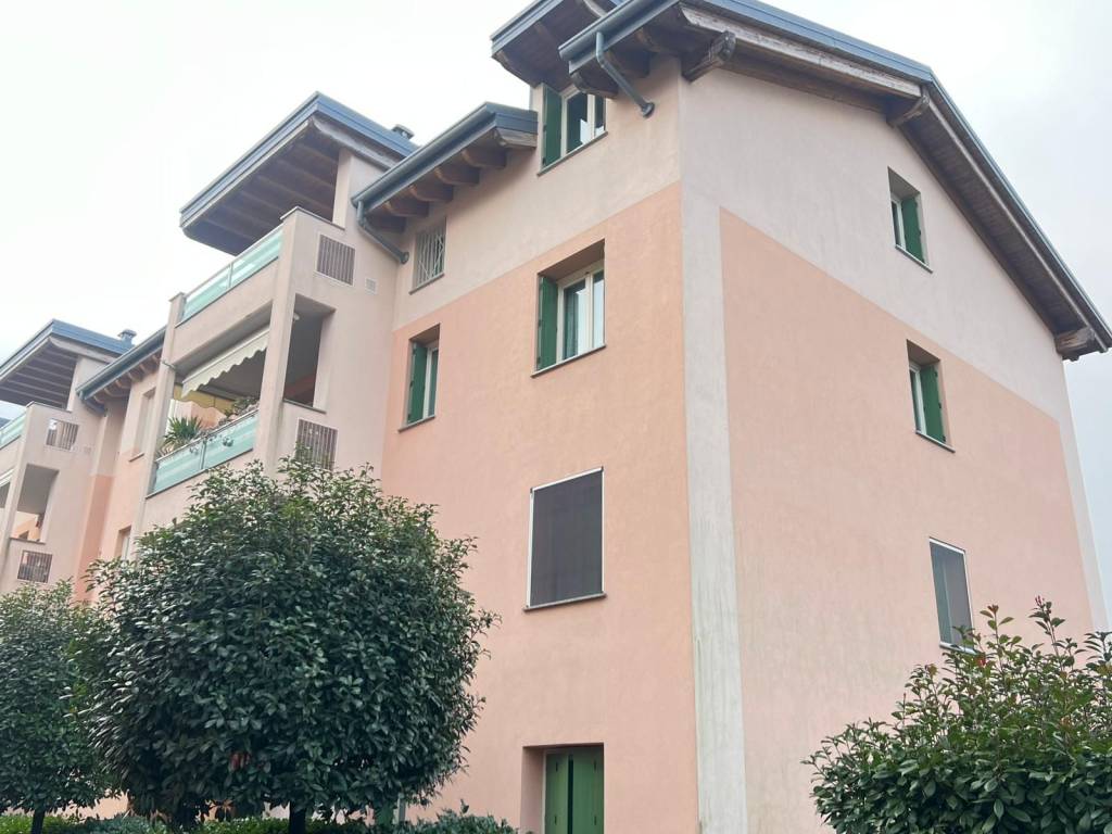 Appartamento a Scanzorosciate in Via Antonio Galimberti, 18 - Foto 2