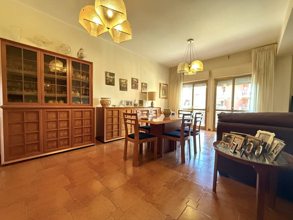 Appartamento a Messina in Via Sandro Pertini, 19 - Foto 3