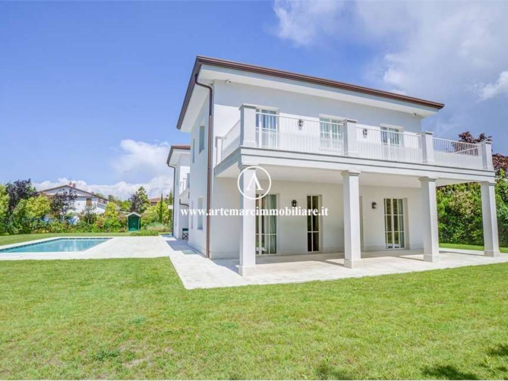 Villa a Forte dei marmi in Via AMENDOLA - Foto 2