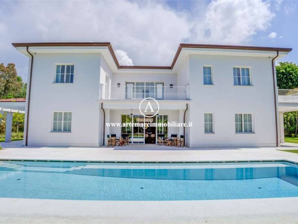 Villa a Forte dei marmi in Via AMENDOLA - Foto 4