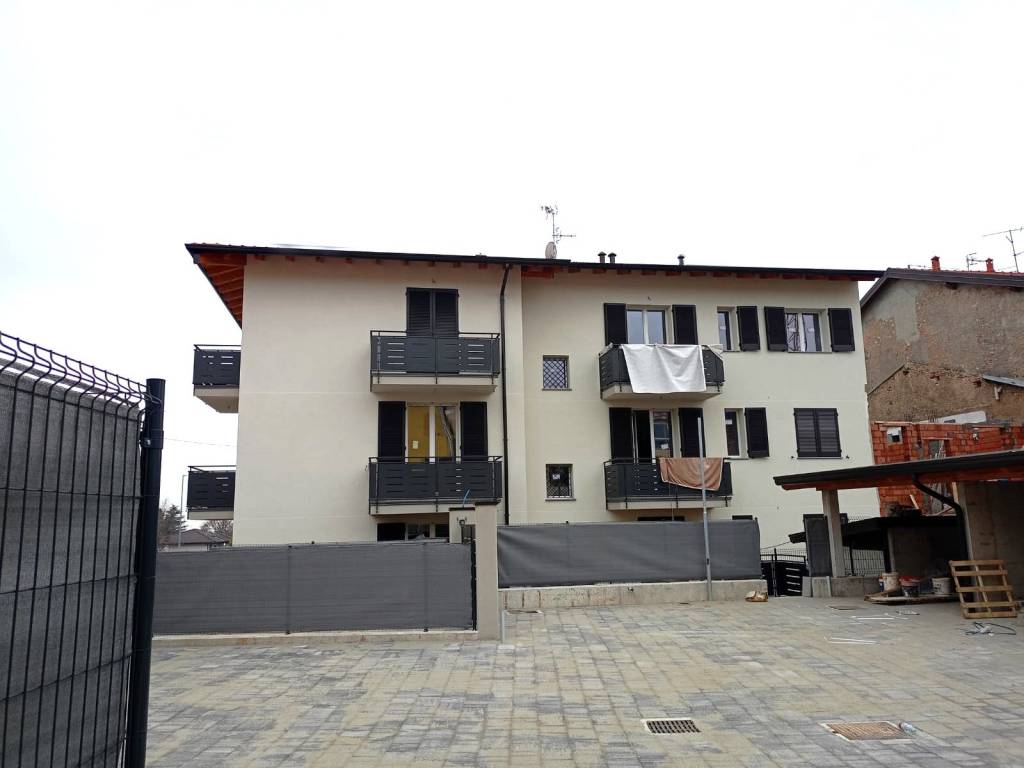 Appartamento a Binago in Via Giovanni Pascoli - Foto 2