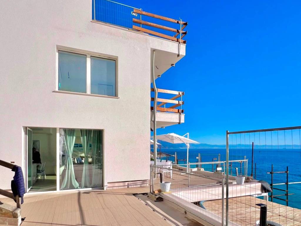 Villa a Bergeggi in Via Mede - Foto 4