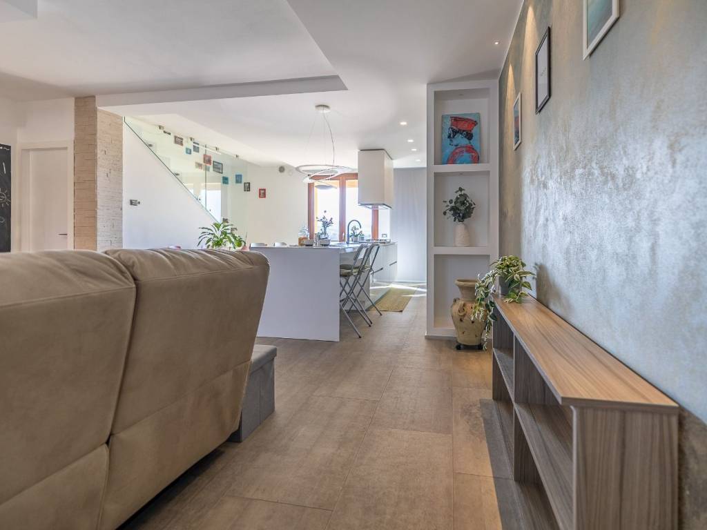 Villa a Montecalvo in foglia in Via Giacomo Brodolini, 15 - Foto 2