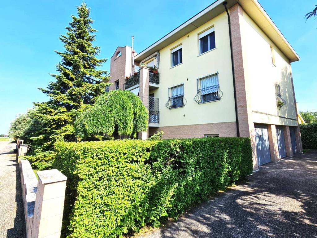 Appartamento a Guastalla in Via Luigi Gonzaga - Foto 2