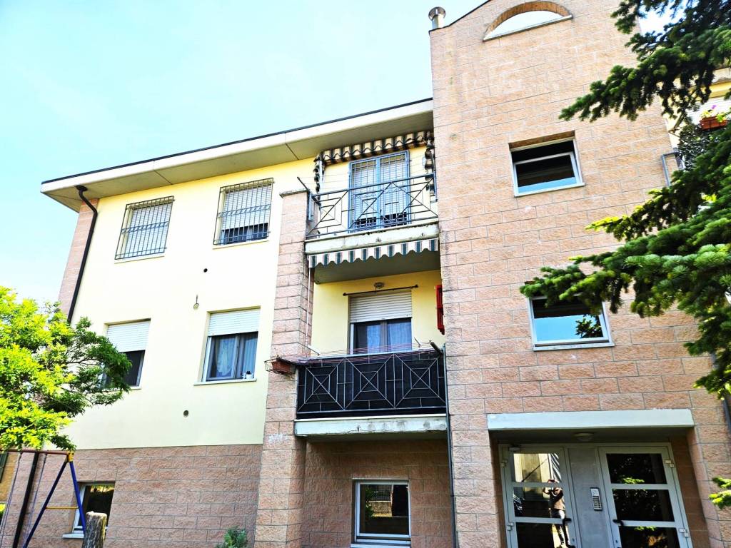 Appartamento a Guastalla in Via Luigi Gonzaga - Foto 3
