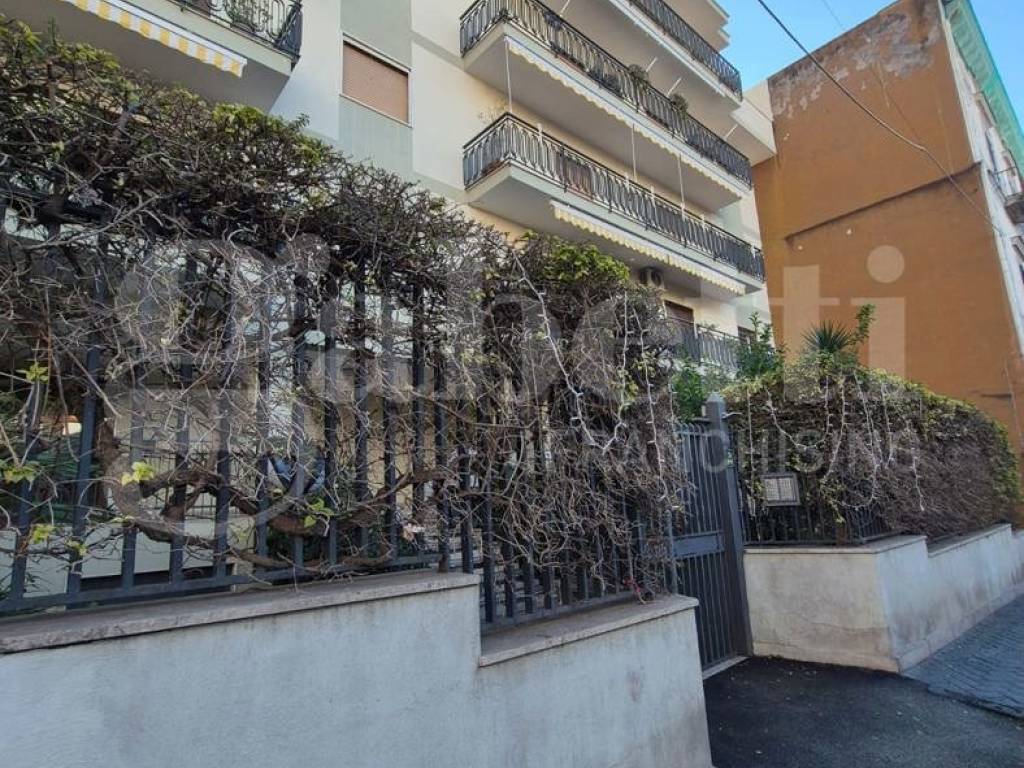 Appartamento a Torre annunziata in Via Maresca, 24 - Foto 2