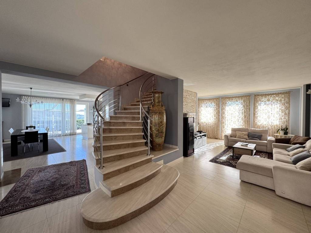 Villa a Chiampo in Bruno dal Maso, 54 - Foto 2