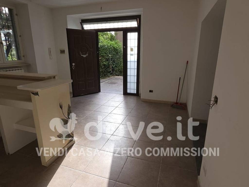 Appartamento a Vetralla in Piazza Guglielmo Marconi, 12 - Foto 2