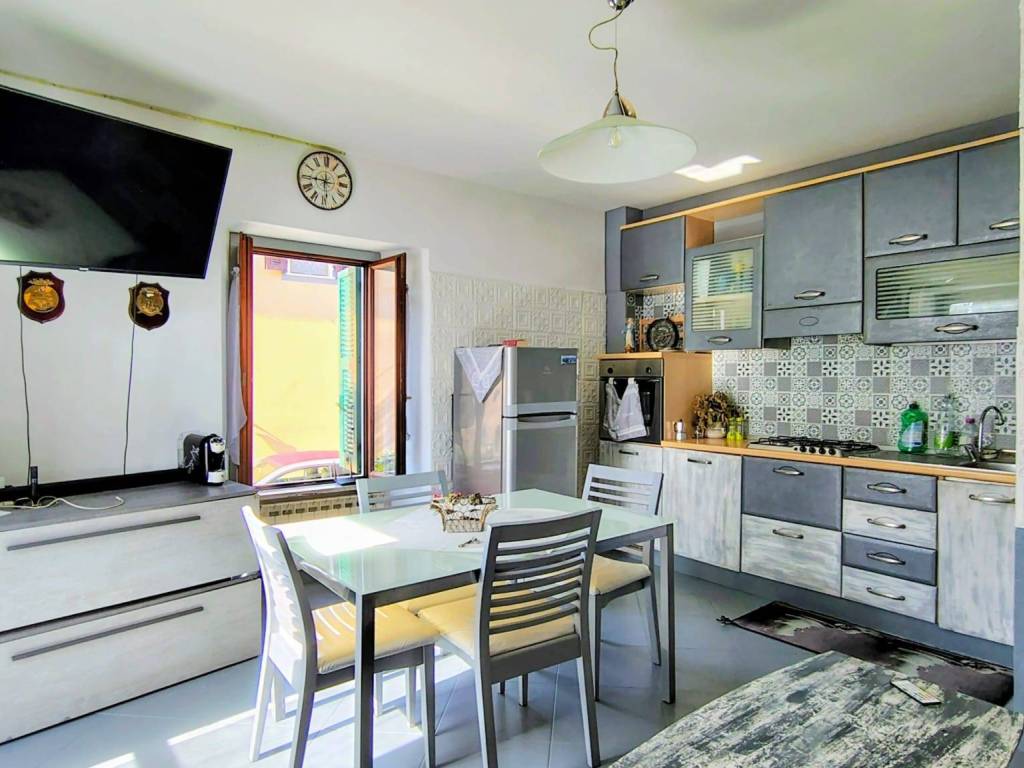 Appartamento a Sarzana in Via Madonna dei Mari, 3 - Foto 3