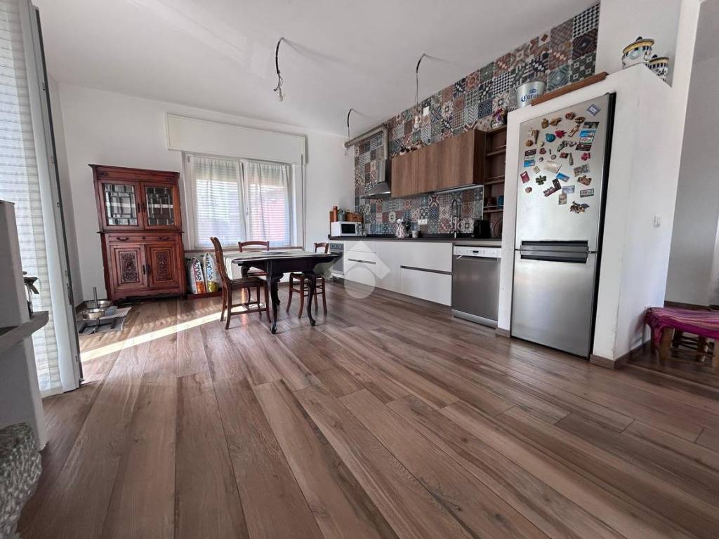 Appartamento a Ameglia in Via Pisanello, 6 - Foto 3