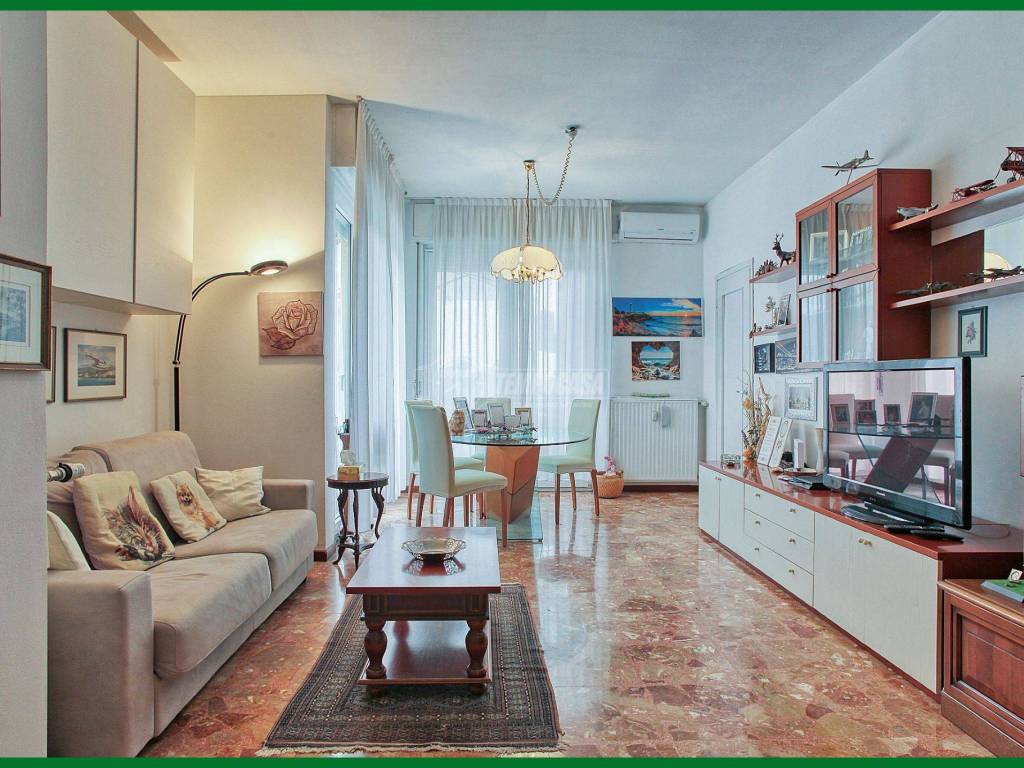 Appartamento a Induno olona in Via Gian Pietro Porro - Foto 5