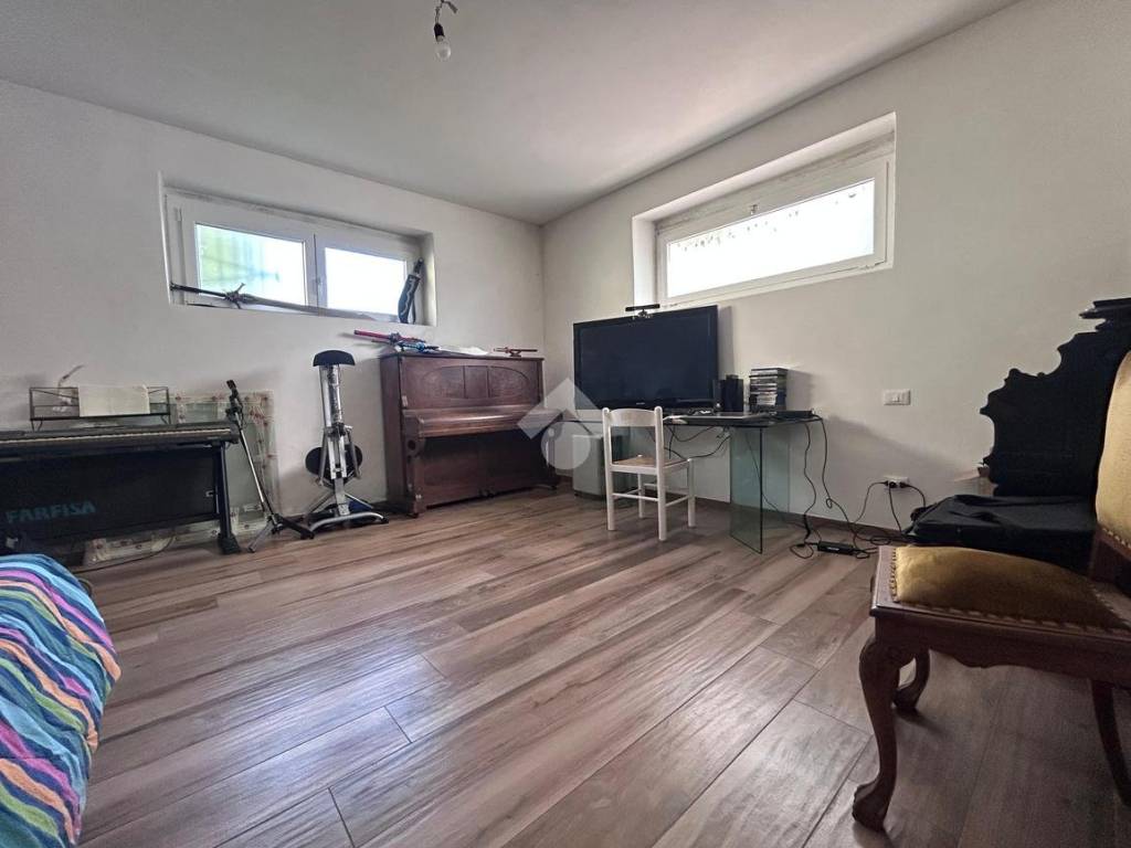 Appartamento a Ameglia in Via Pisanello, 6 - Foto 5