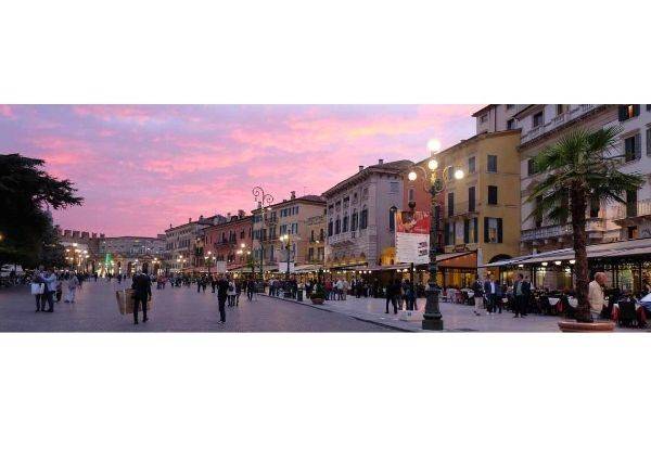 Box / garage a Verona in Strada Le Grazie - Foto 4