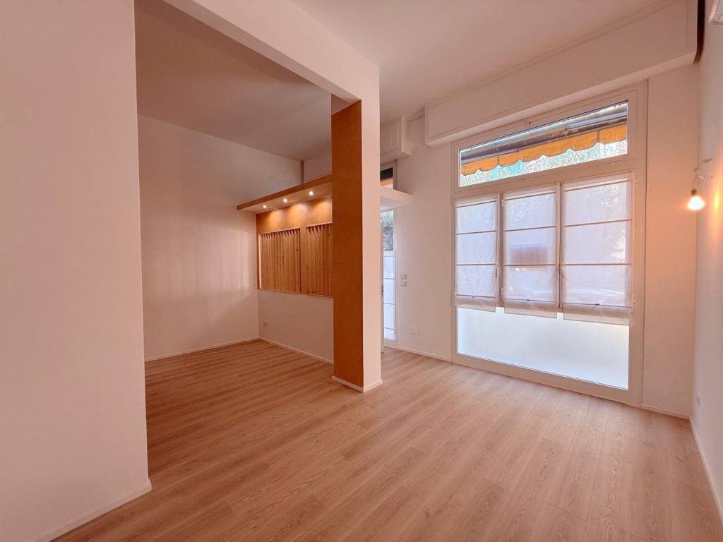 Appartamento a Albissola marina in Viale Giovanni Battista Perata, 32 - Foto 5