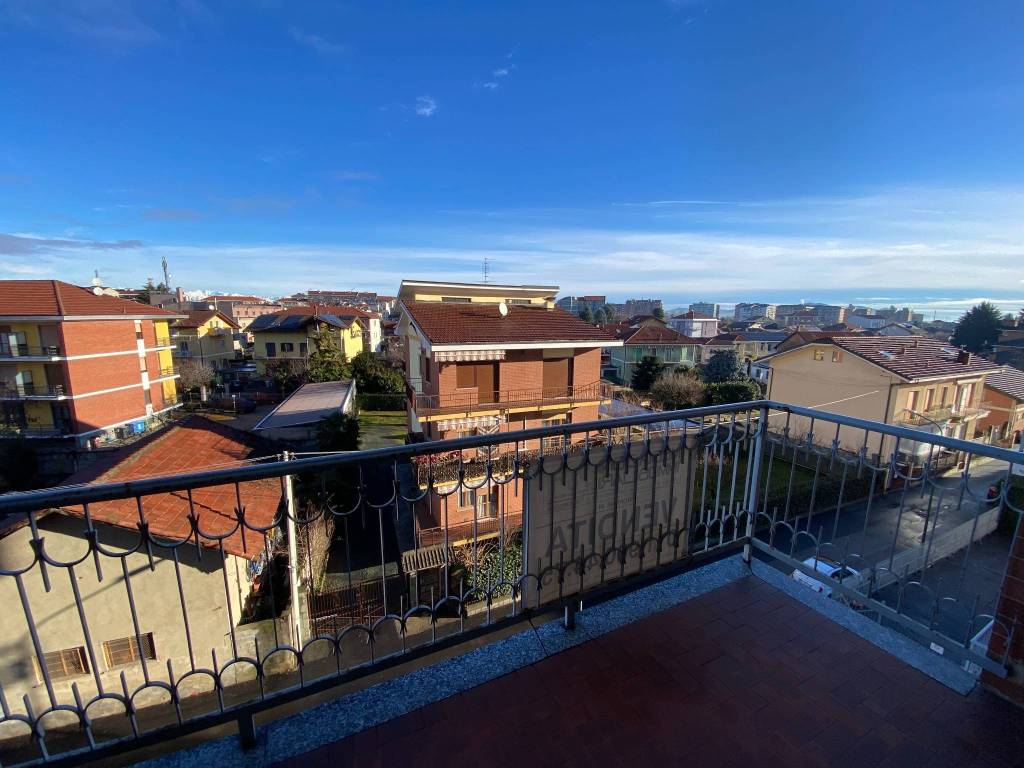 Appartamento a Orbassano in Via Duccio Galimberti, 6 - Foto 5