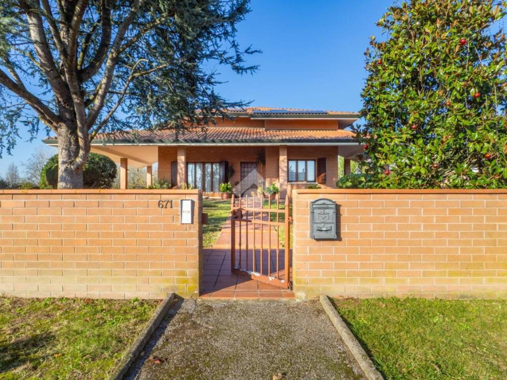 Villa a Ferrara in Via Pontegradella, 671 - Foto 2