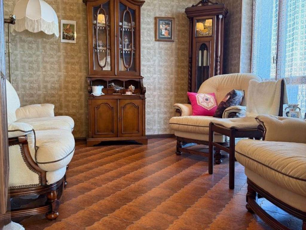 Appartamento a Santhià in Via Vallechiara, 26 - Foto 2