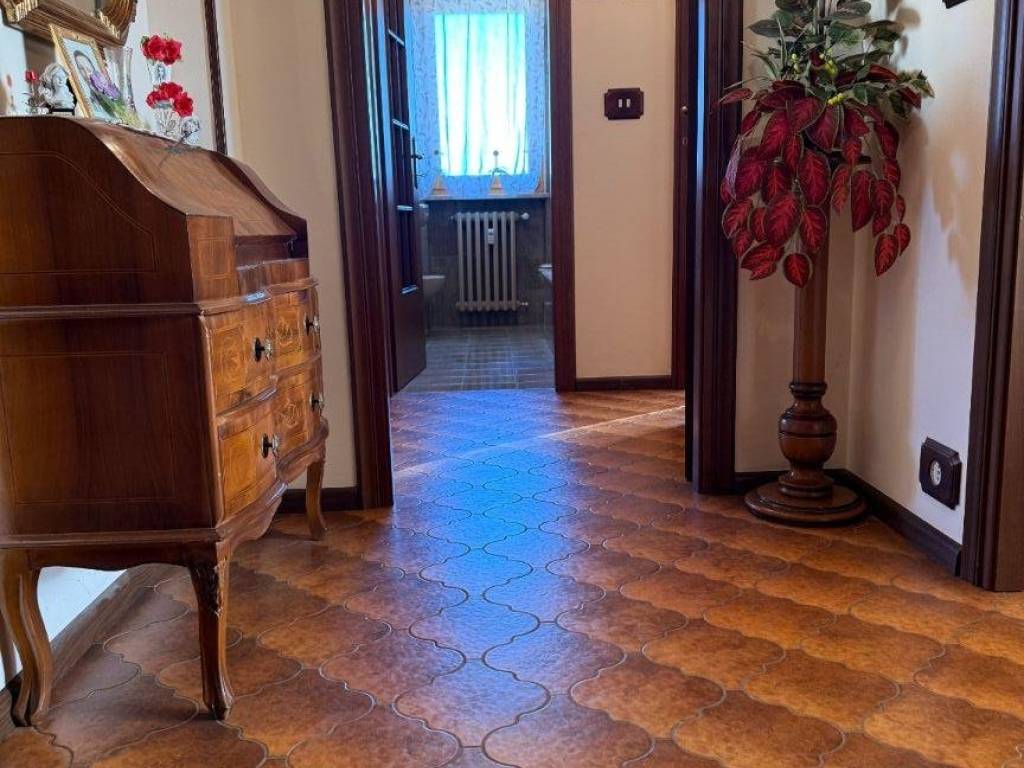 Appartamento a Santhià in Via Vallechiara, 26 - Foto 4