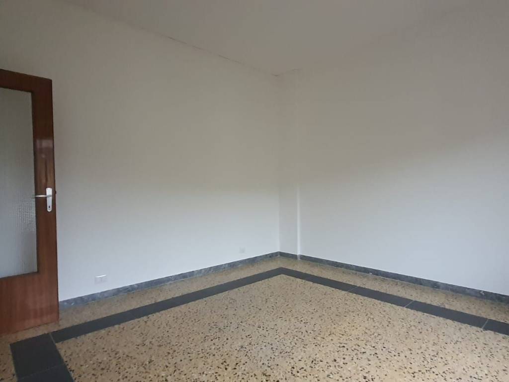 Appartamento a Sarzana in Via Torrione San Francesco - Foto 4