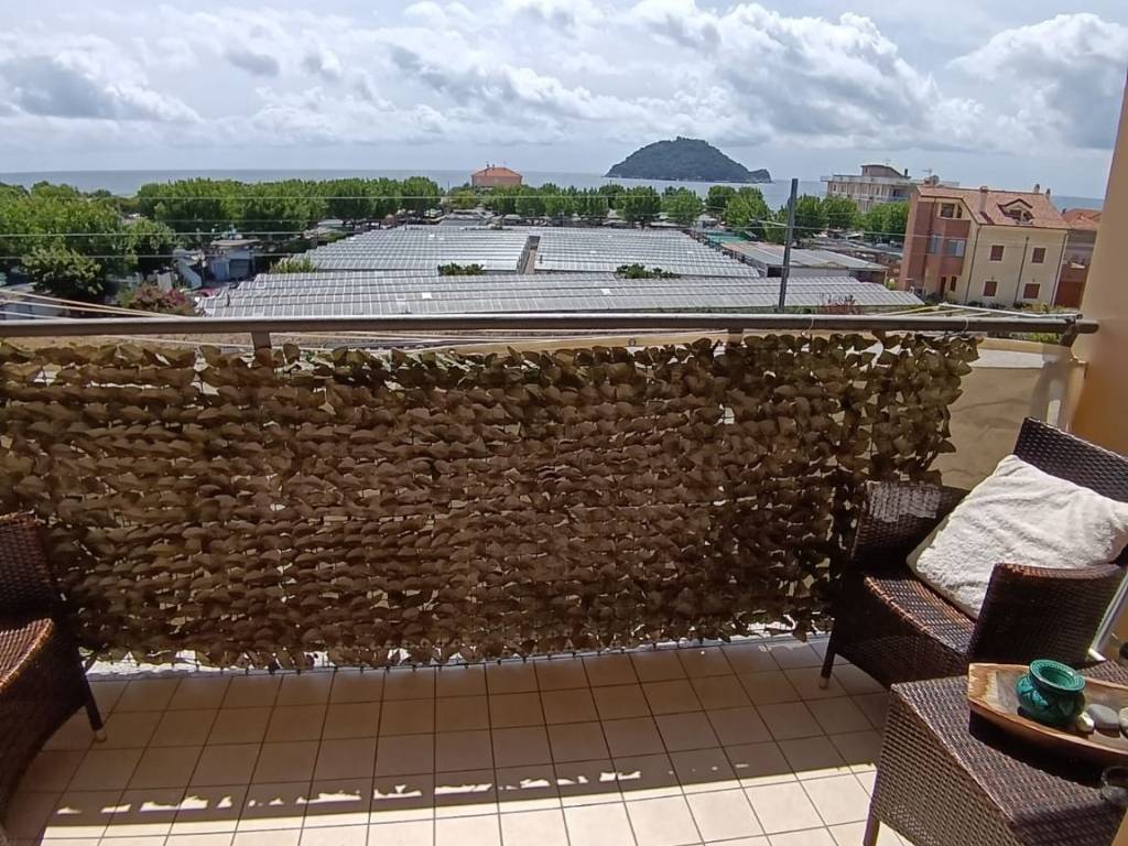 Appartamento a Albenga in Via Alcide De Gasperi - Foto 5