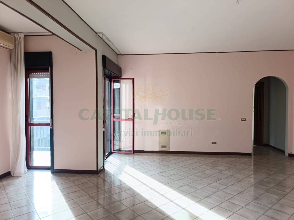 Appartamento a Caserta in Via Eleuterio Ruggiero - Foto 2