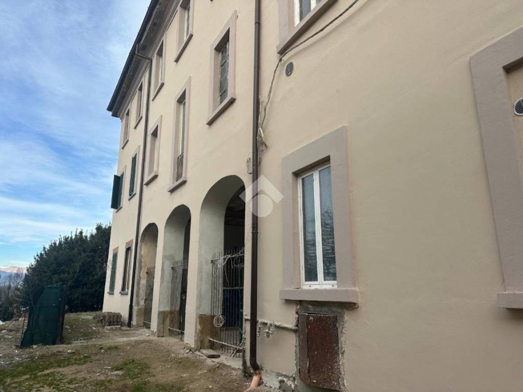 Appartamento a Monticello brianza in Via Bocconi, 60 - Foto 2