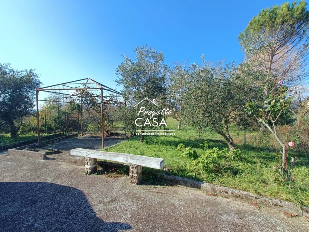 Villa a Monteroduni in Valle Pratese - Foto 4
