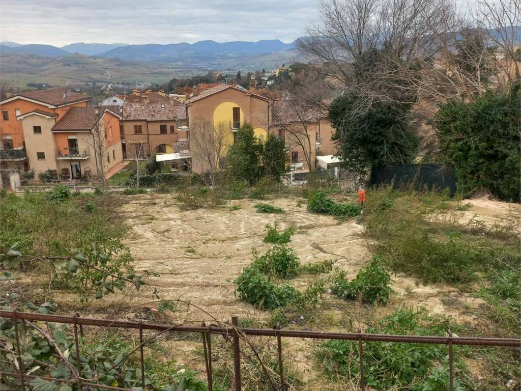 Terreno a Pollenza in via Quasimodo - Foto 3