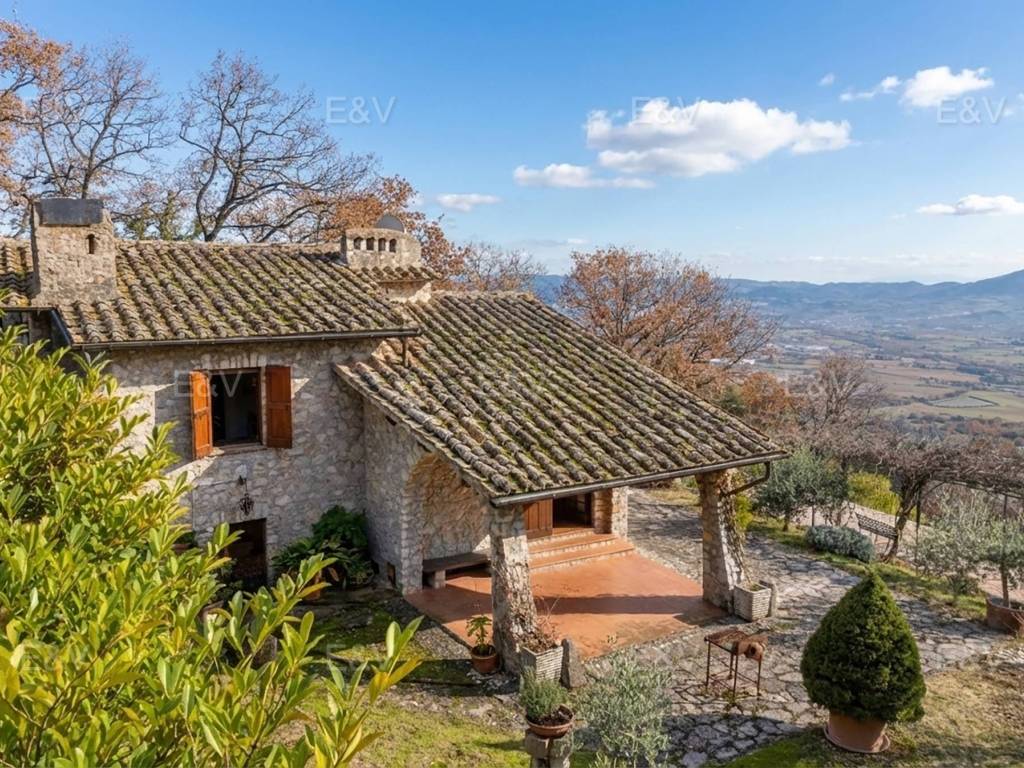 Rustico / casale a Campello sul clitunno in Via Nicola Landi - Foto 3