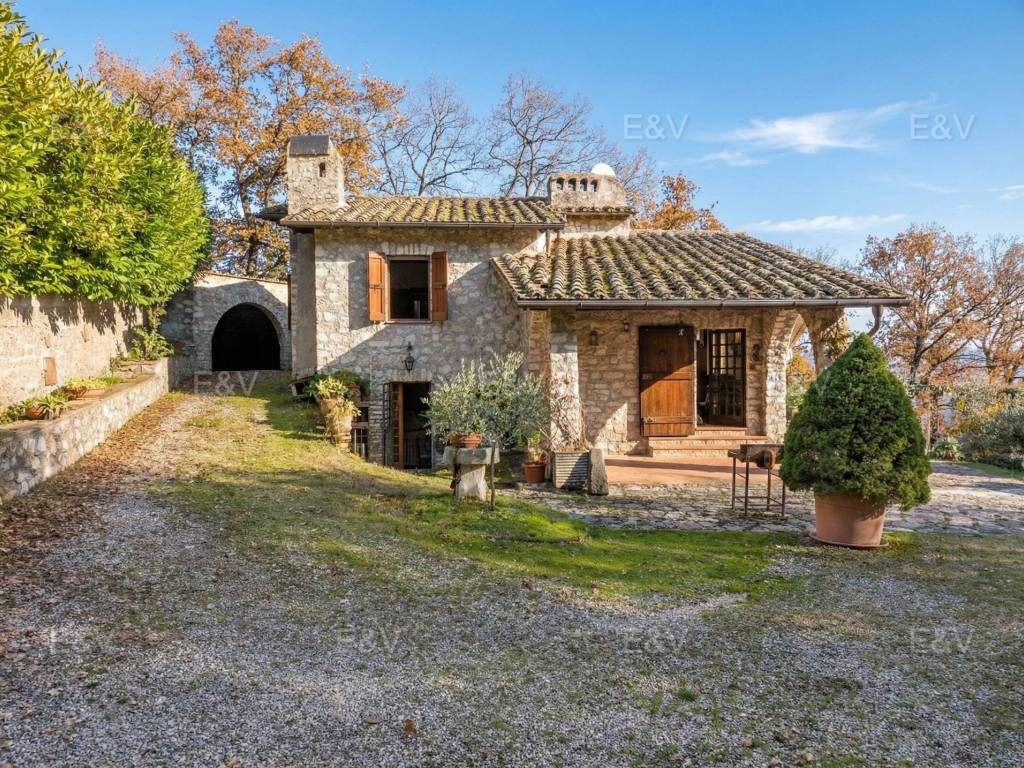 Rustico / casale a Campello sul clitunno in Via Nicola Landi - Foto 4